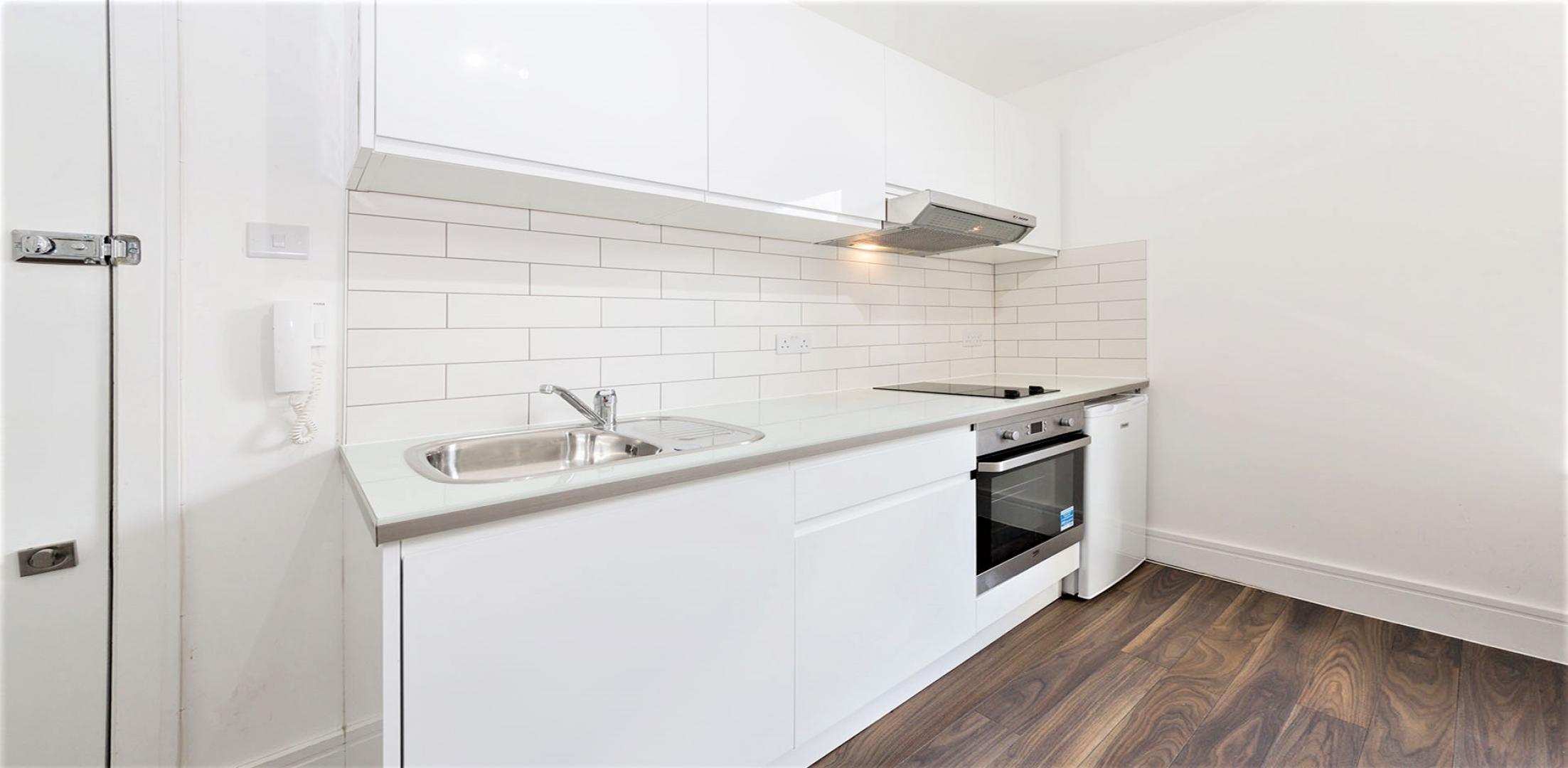 			Studio Apartment, 1 bath, 1 reception Apartment			 Kingsgate Road, WEST HAMPSTEAD
